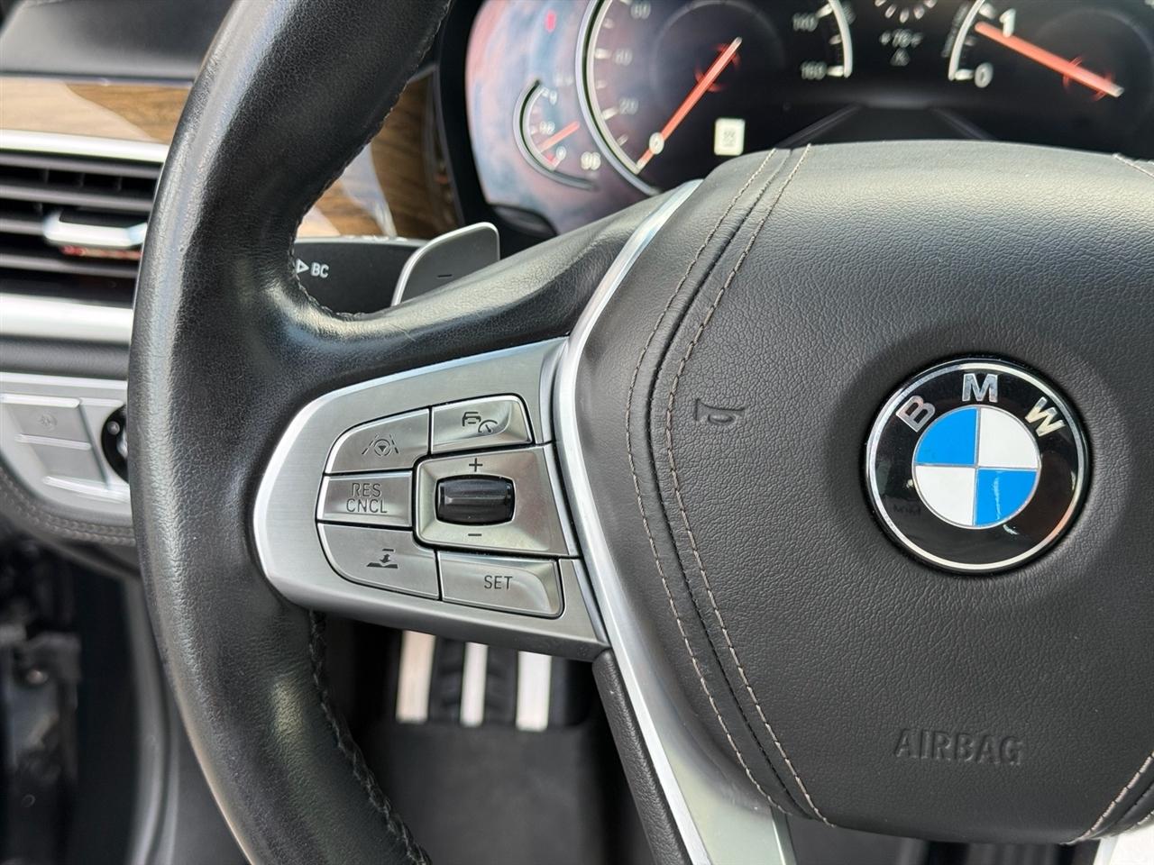 BMW 7 Series 4dr Sdn 750i xDrive AWD 2016