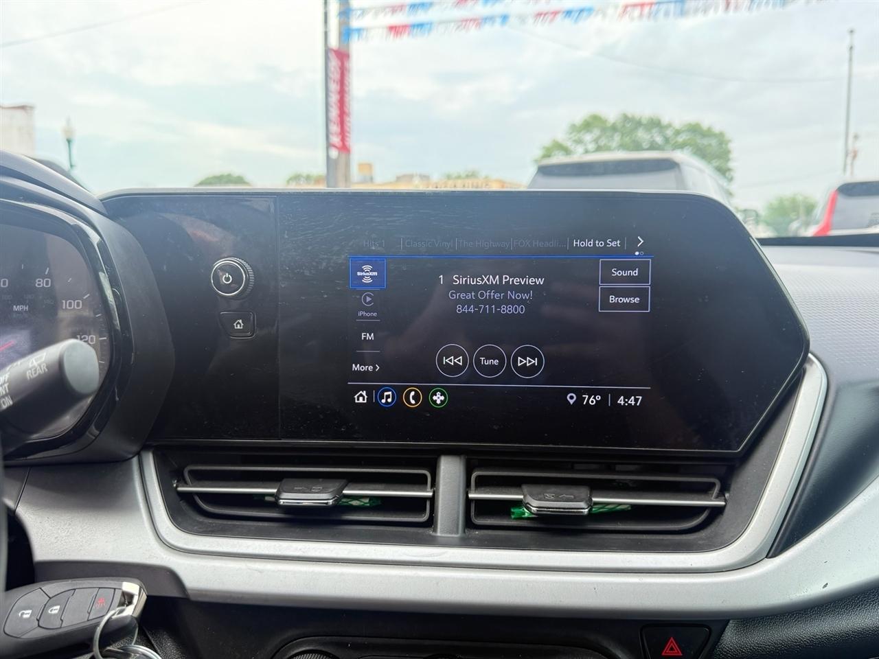 Chevrolet Trax FWD 4dr LS 2024