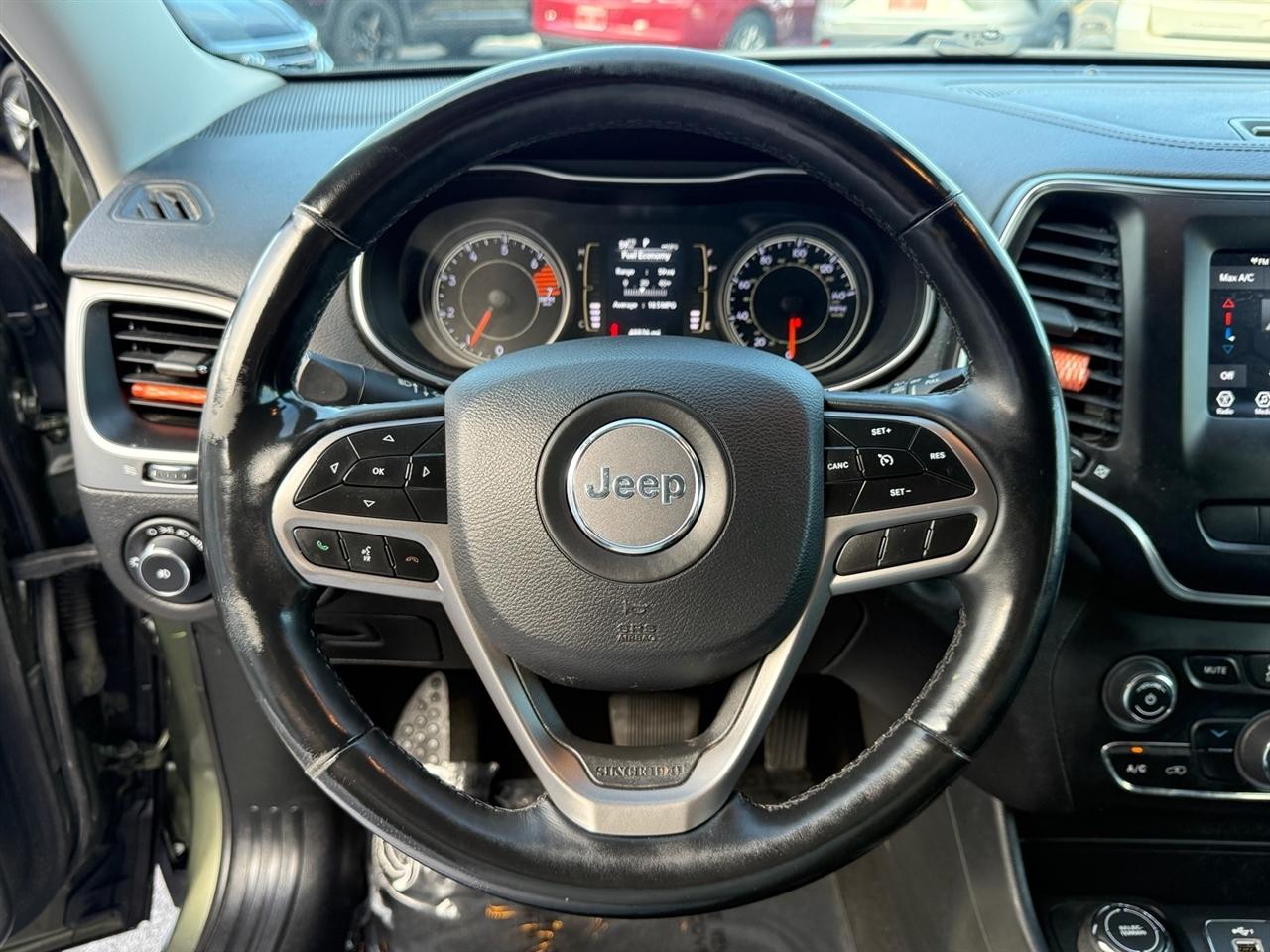 Jeep Cherokee Latitude Plus 4x4 2019