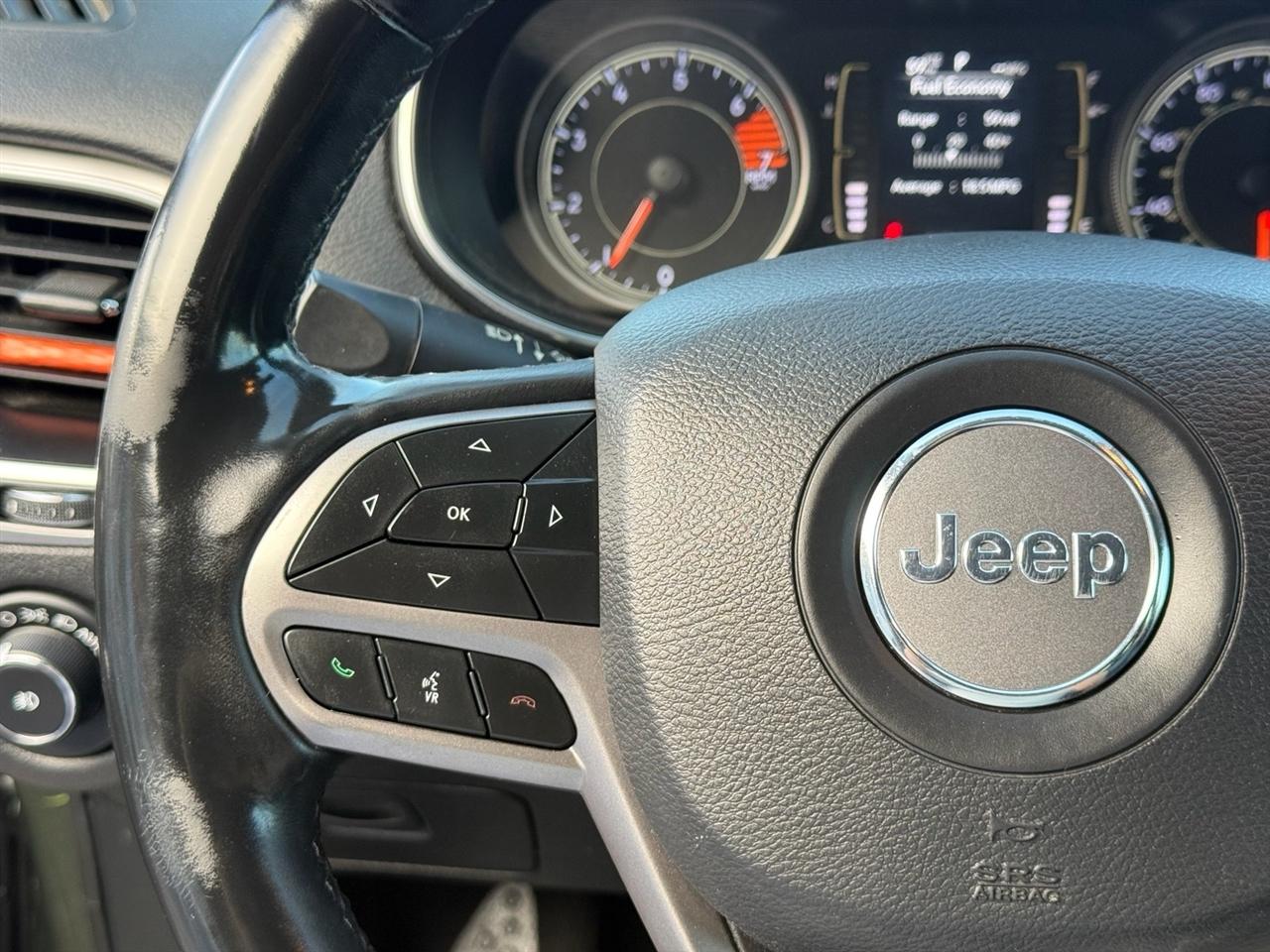 Jeep Cherokee Latitude Plus 4x4 2019