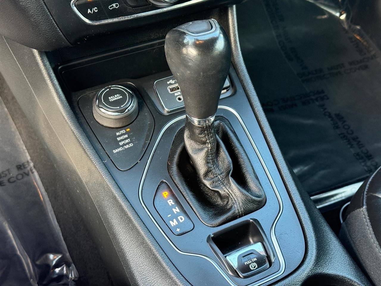 Jeep Cherokee Latitude Plus 4x4 2019