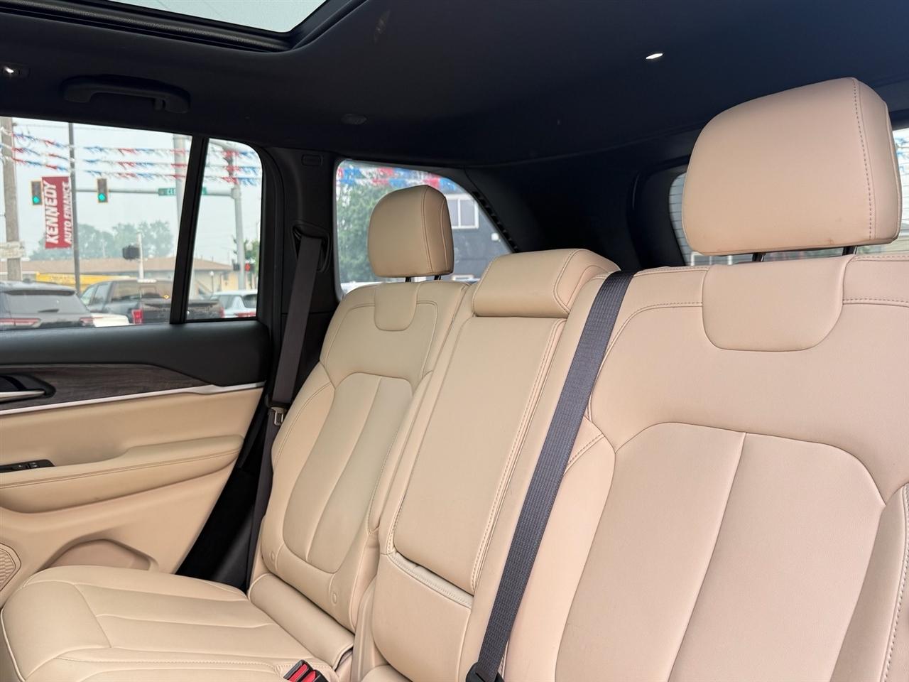 Jeep Grand Cherokee Limited 4x4 2023