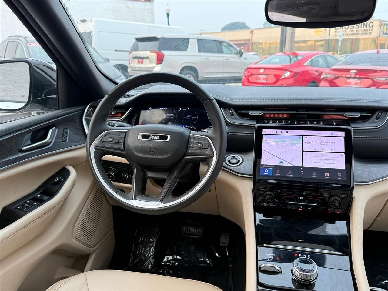 Jeep Grand Cherokee Limited 4x4 2023