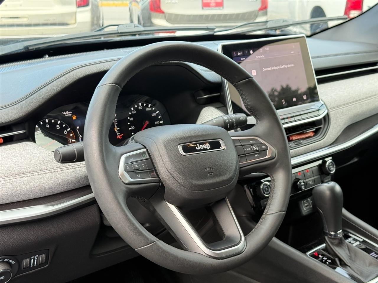 Jeep Compass Latitude Lux 4x4 2023