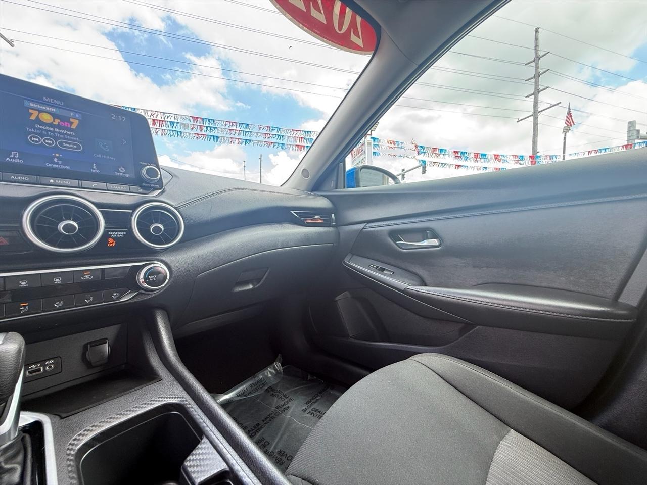 Nissan Sentra SV CVT 2022