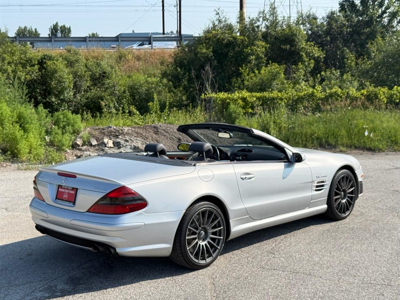 Mercedes-Benz SL-Class 2dr Roadster 6.0L AMG 2005