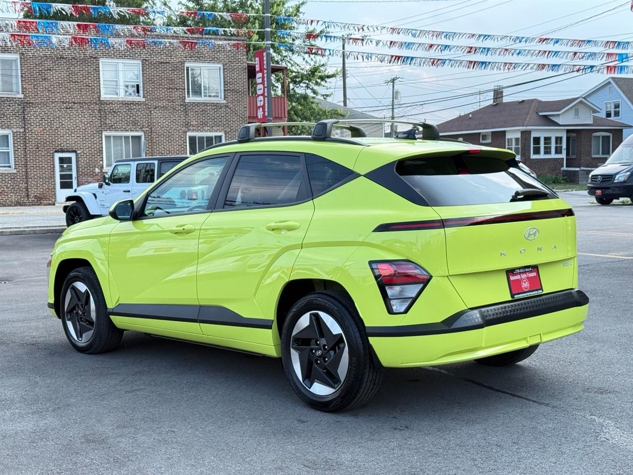 Hyundai Kona Electric SEL FWD 2024