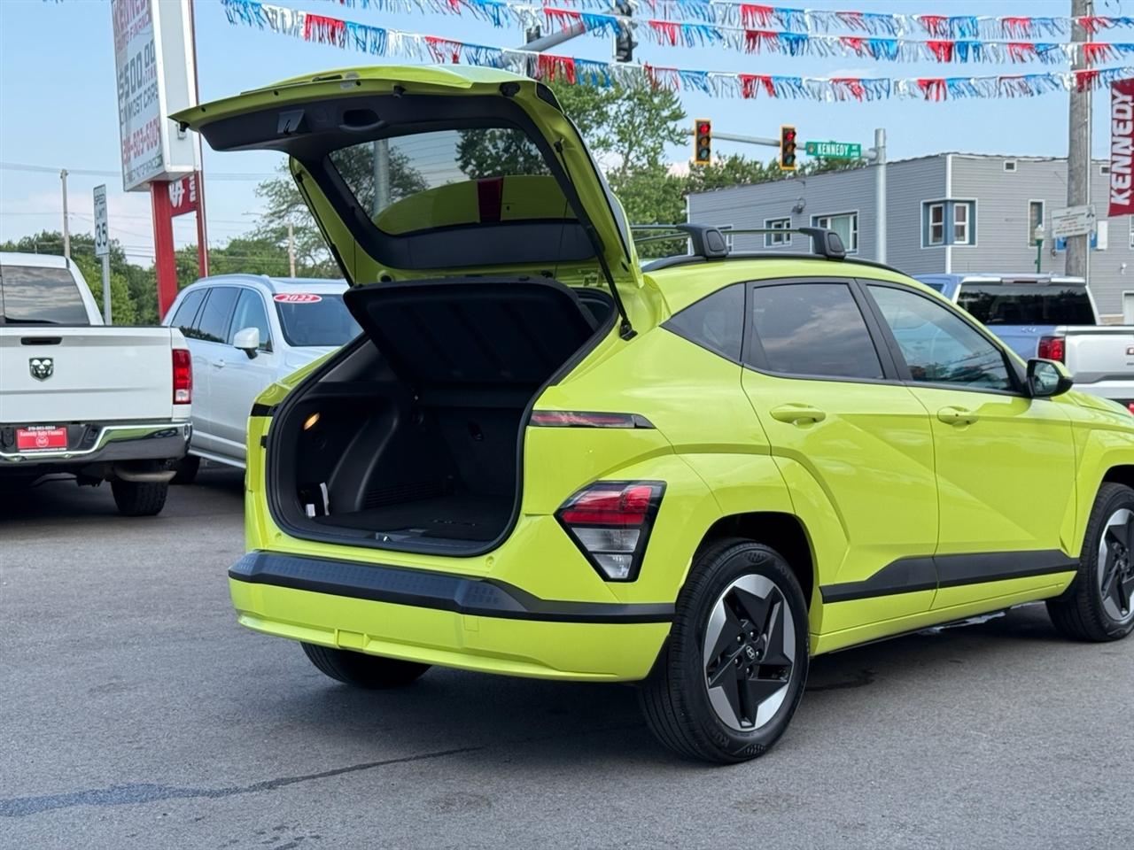 Hyundai Kona Electric SEL FWD 2024