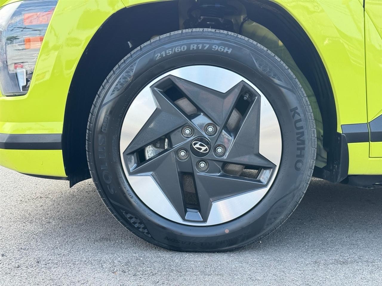 Hyundai Kona Electric SEL FWD 2024