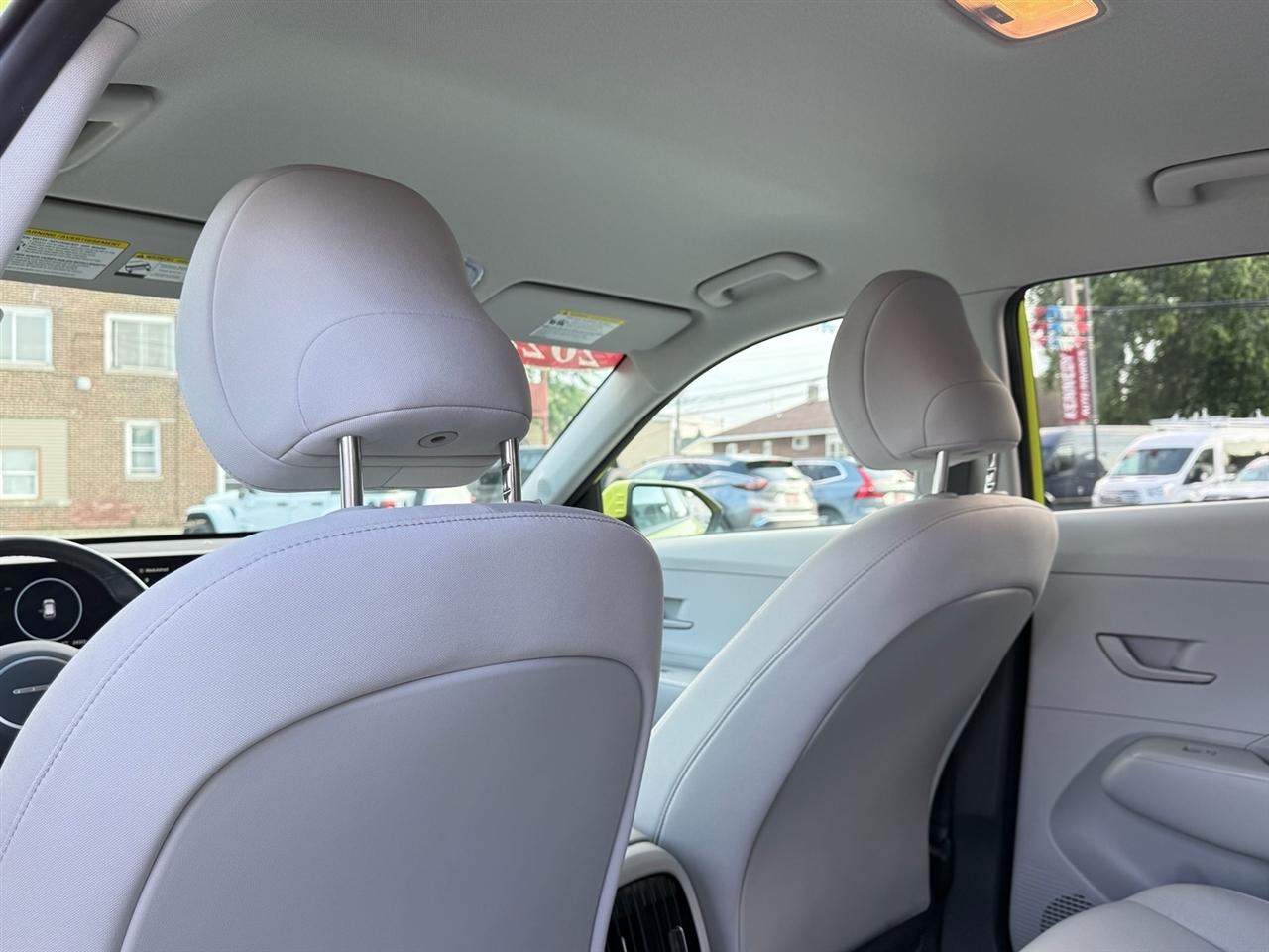 Hyundai Kona Electric SEL FWD 2024