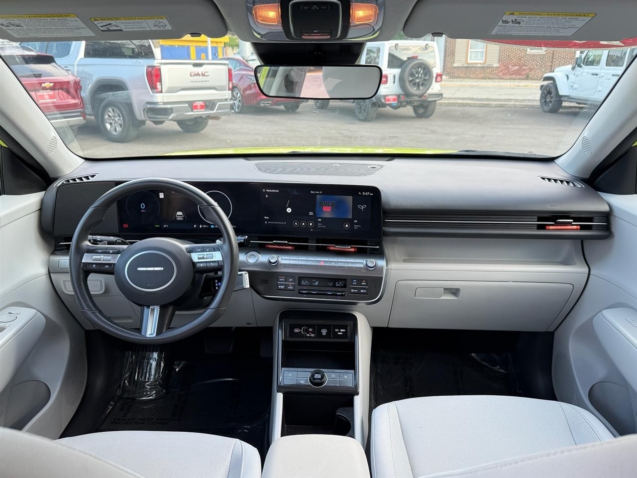 Hyundai Kona Electric SEL FWD 2024