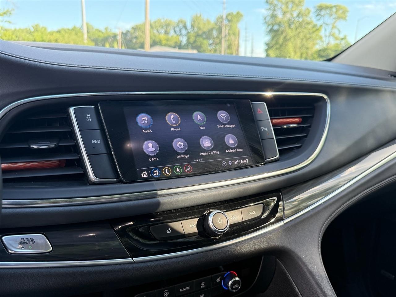 Buick Enclave AWD 4dr Essence 2021