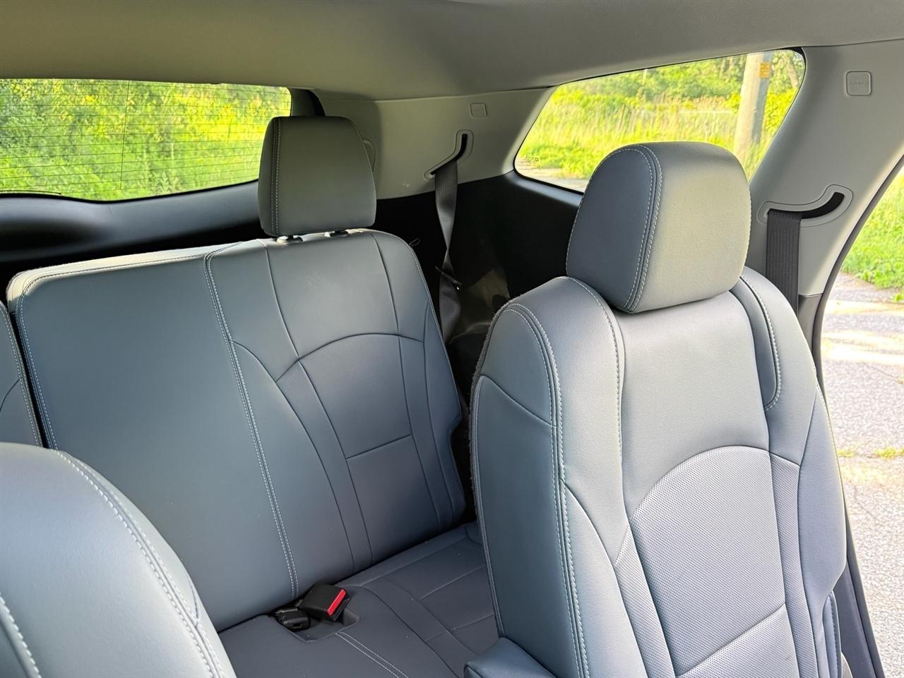 Buick Enclave AWD 4dr Essence 2021