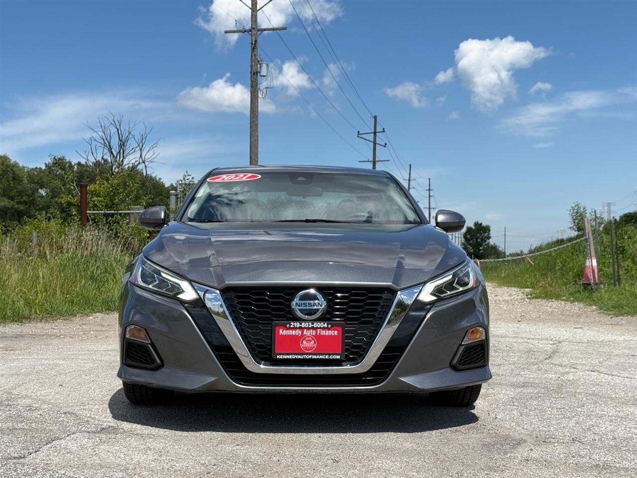Nissan Altima 2.5 SV Sedan 2021