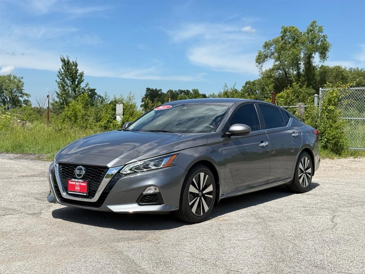 Nissan Altima 2.5 SV Sedan 2021
