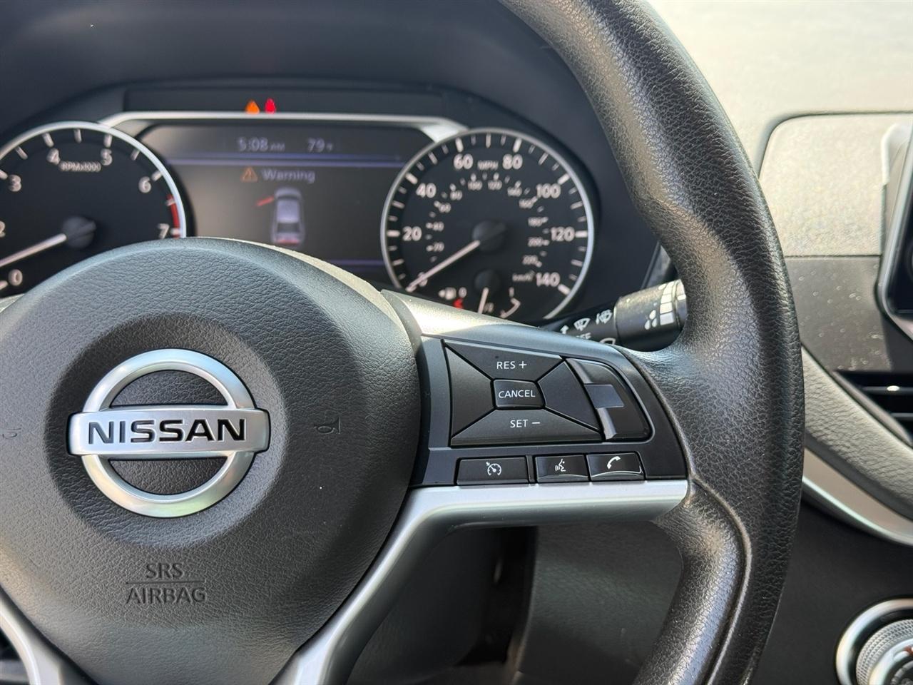 Nissan Altima 2.5 SV Sedan 2021