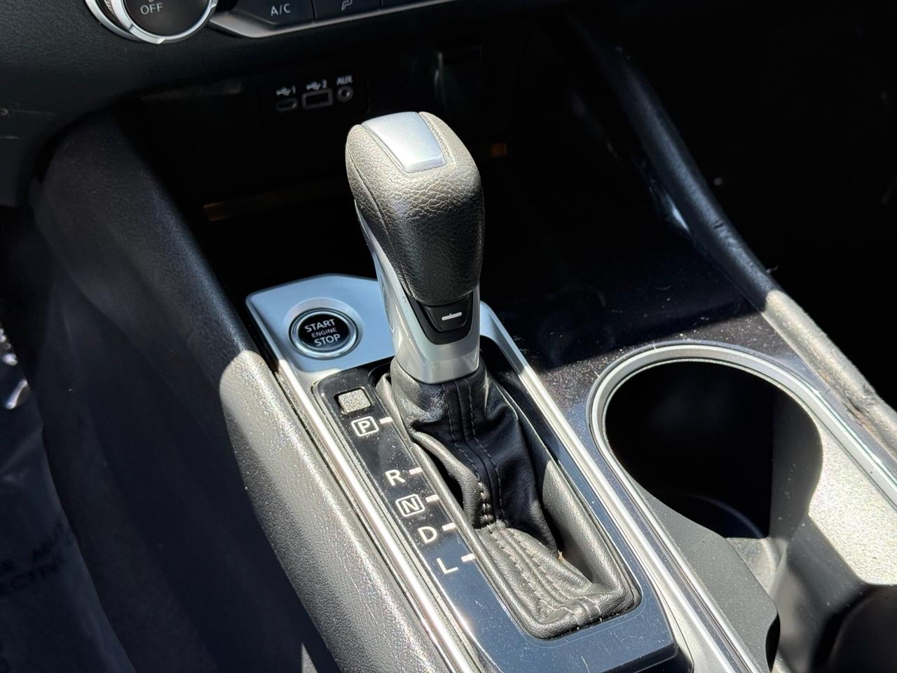 Nissan Altima 2.5 SV Sedan 2021