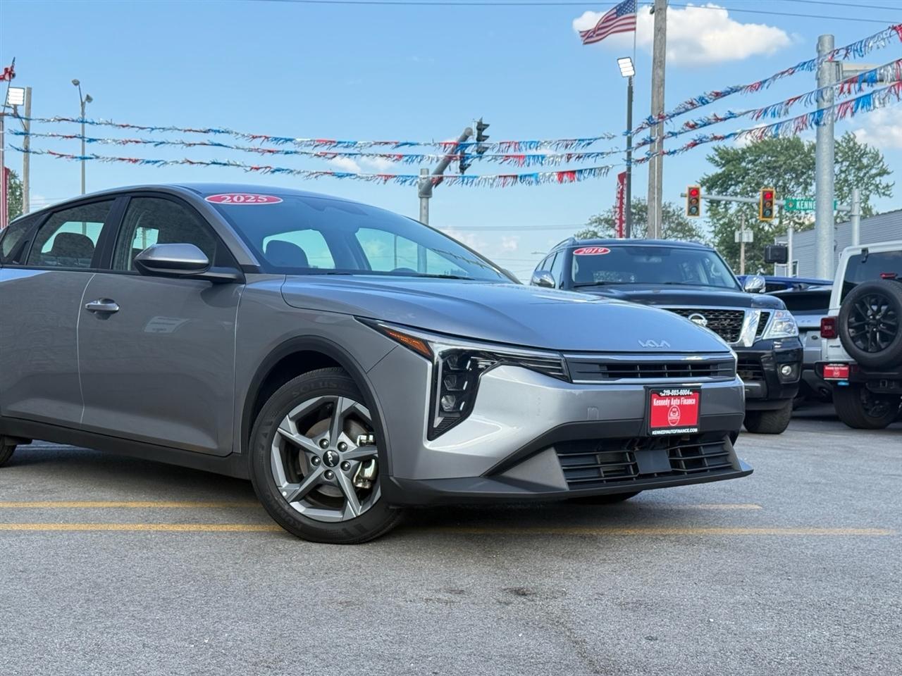 Kia K4 LXS FWD 2025