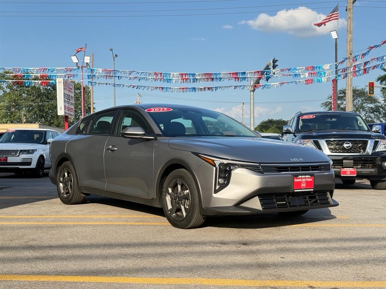 Kia K4 LXS FWD 2025