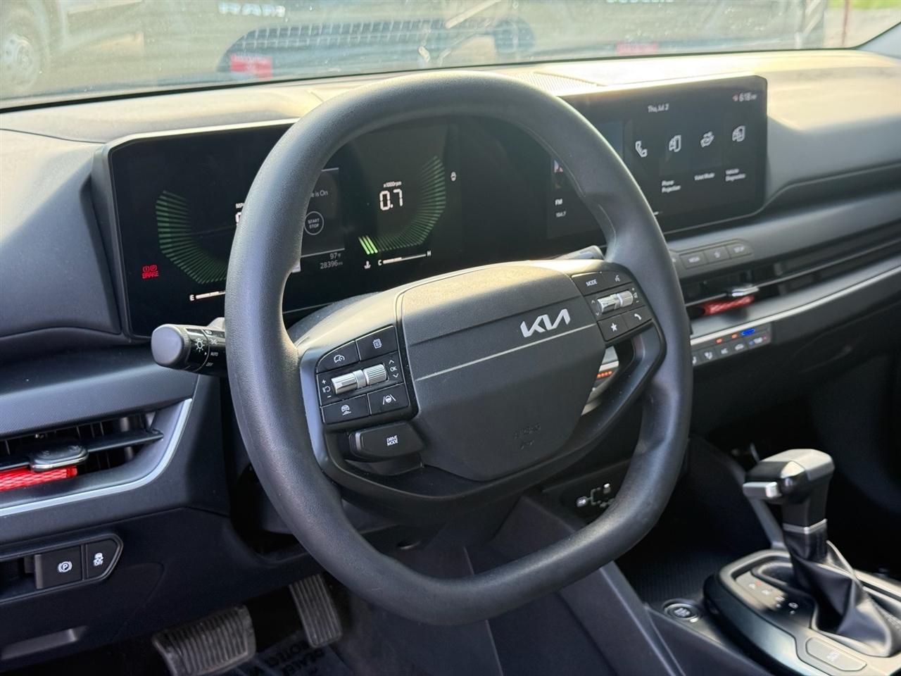 Kia K4 LXS FWD 2025