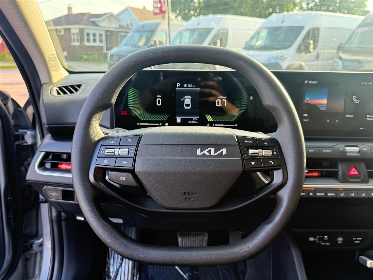 Kia K4 LXS FWD 2025