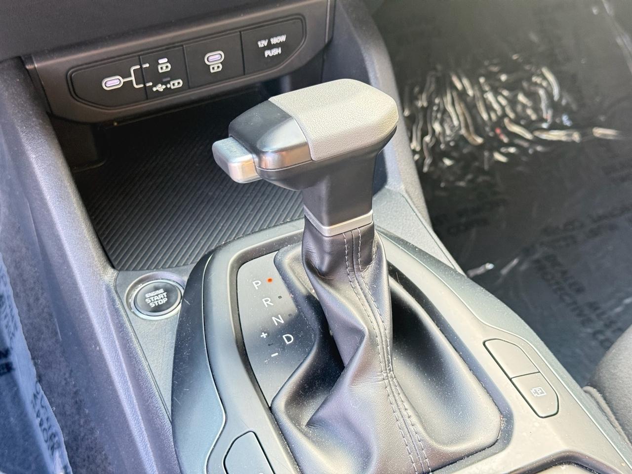 Kia K4 LXS FWD 2025