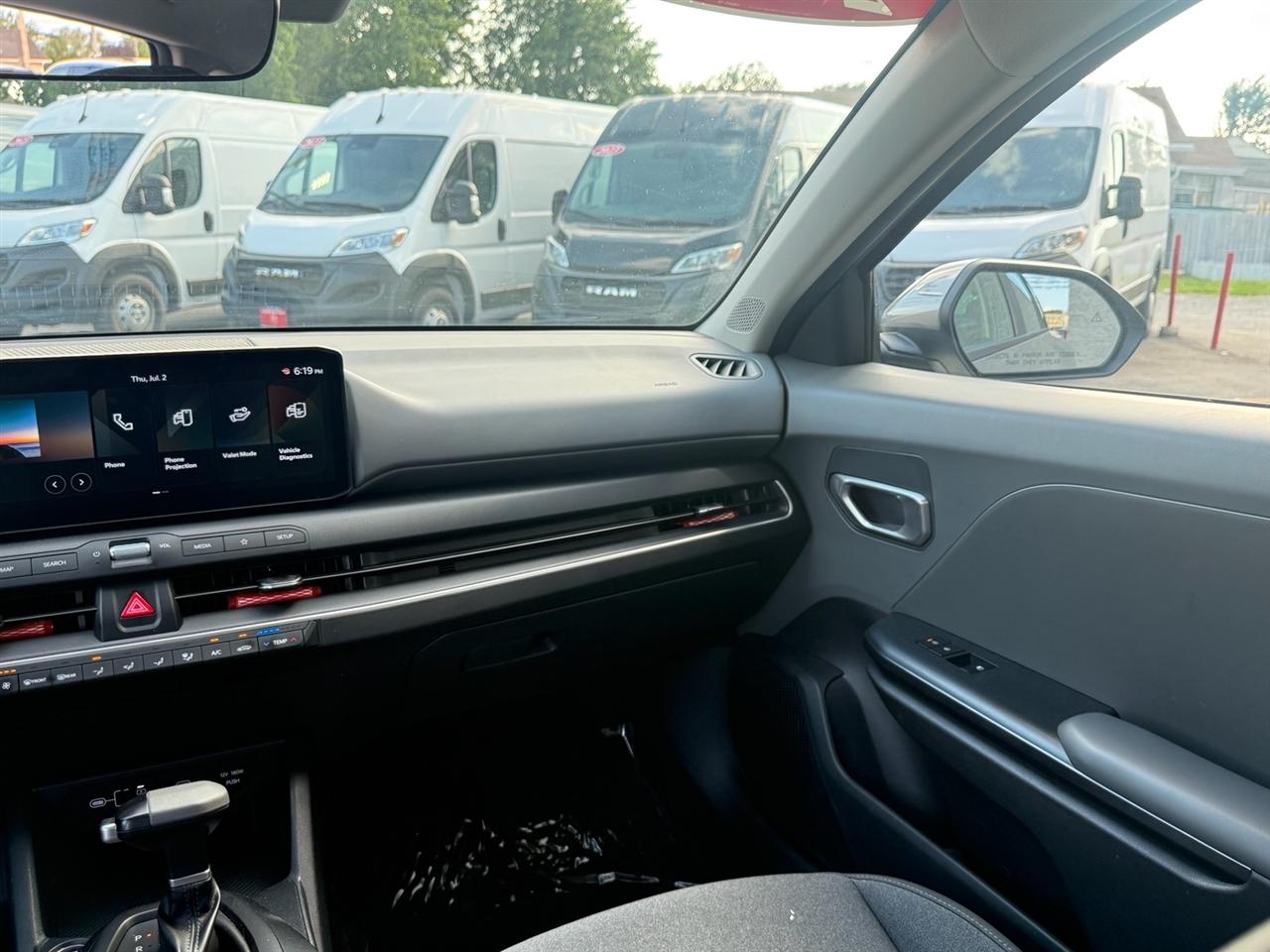 Kia K4 LXS FWD 2025