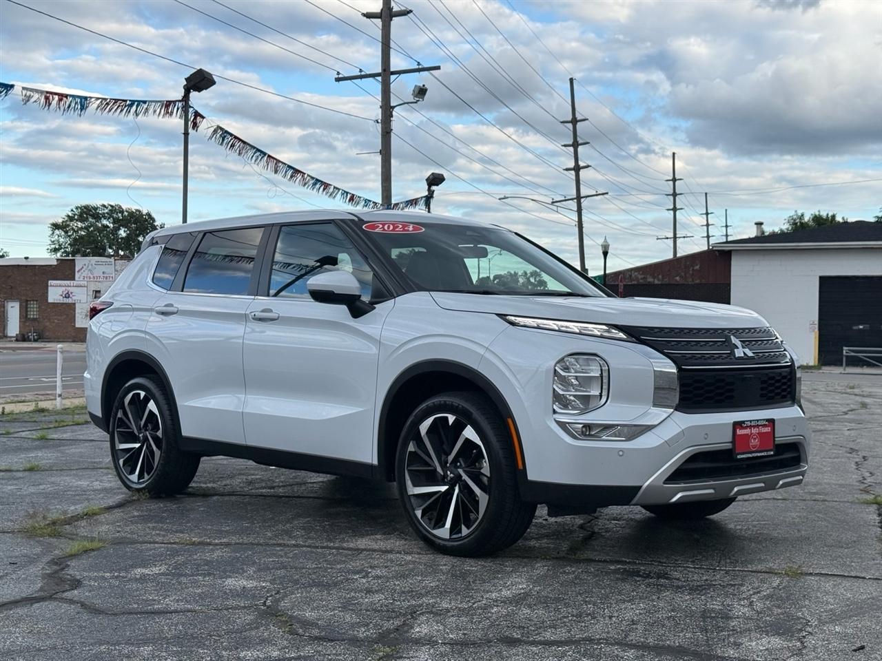 Mitsubishi Outlander SE FWD 2024