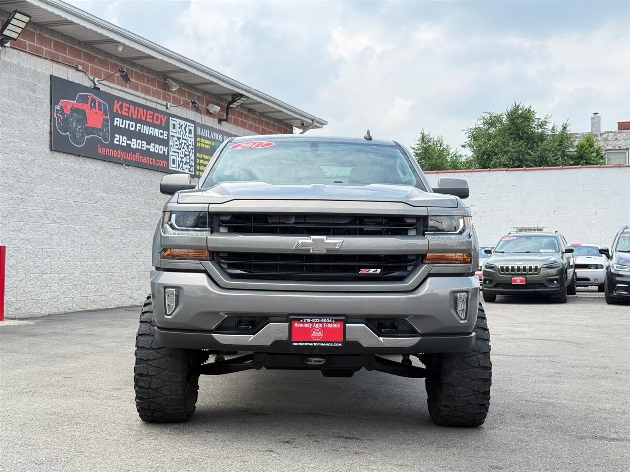 Chevrolet Silverado 1500 4WD Crew Cab 143.5" LT w/2LT 2017