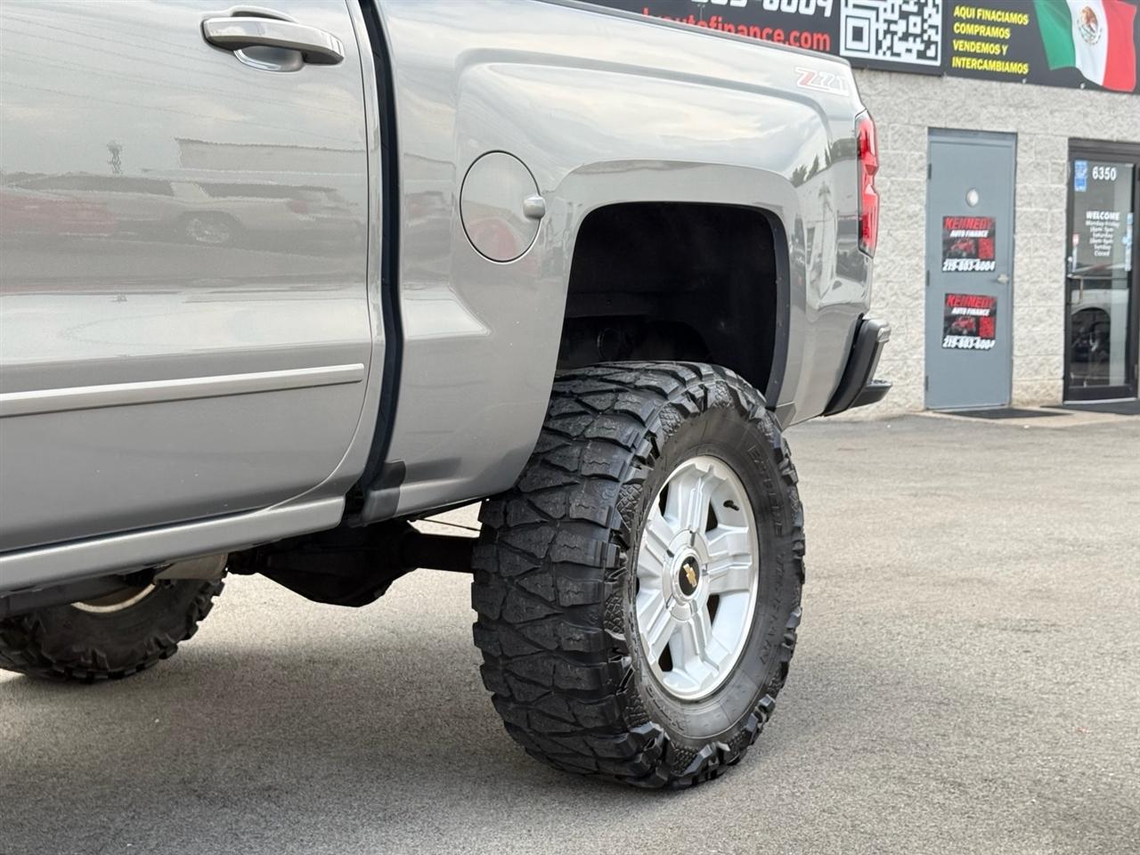 Chevrolet Silverado 1500 4WD Crew Cab 143.5" LT w/2LT 2017
