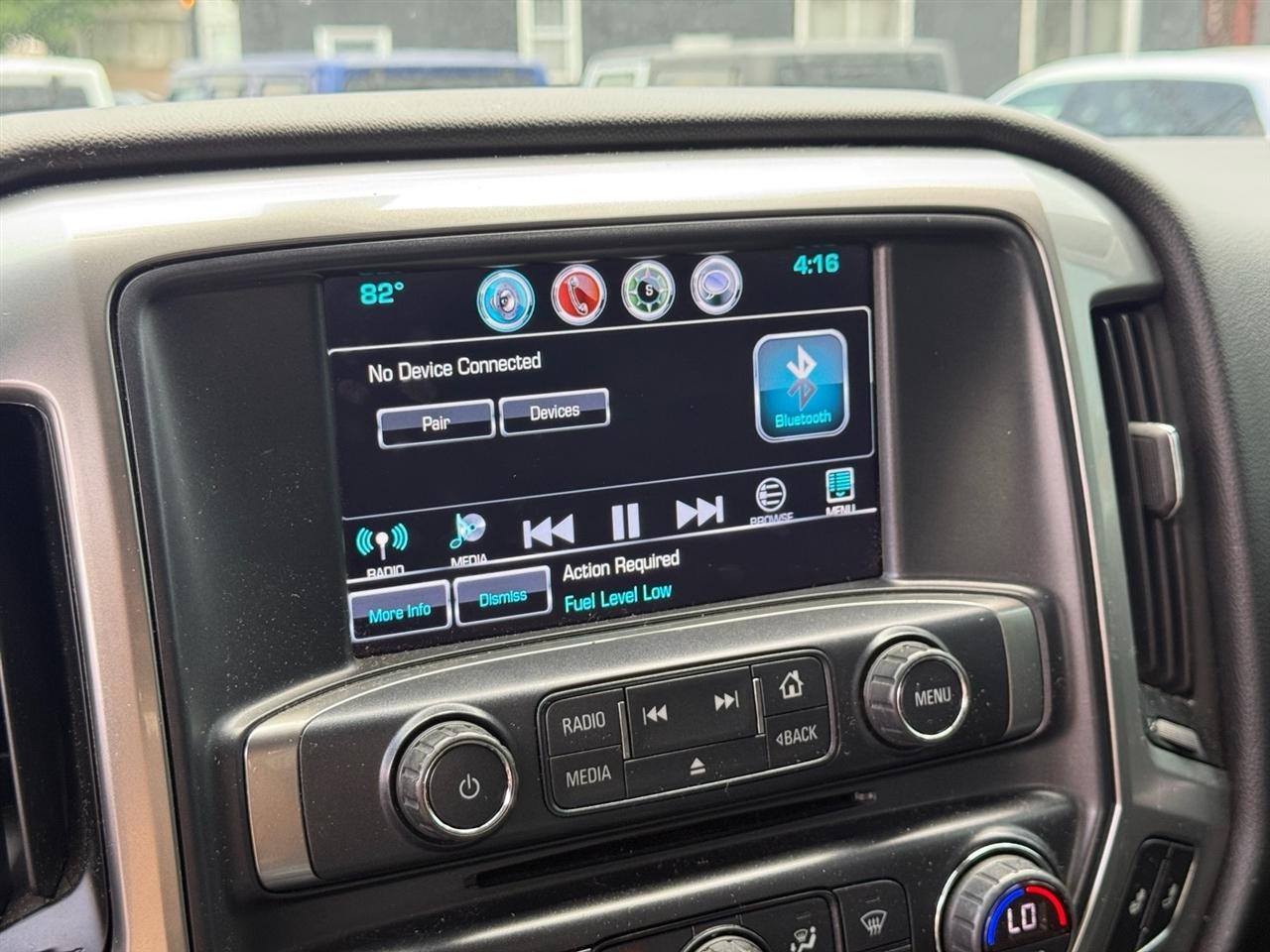 Chevrolet Silverado 1500 4WD Crew Cab 143.5" LT w/2LT 2017
