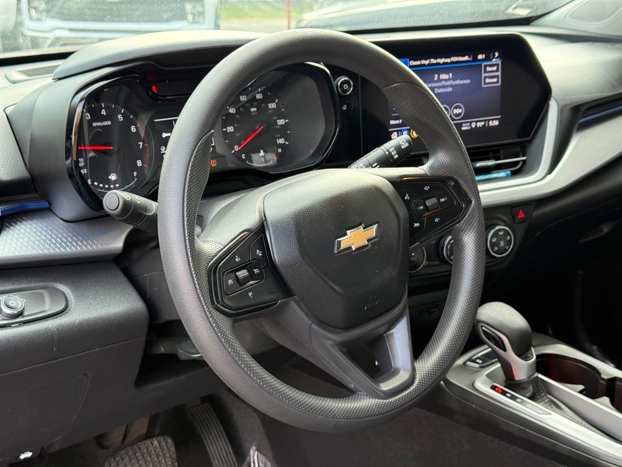 Chevrolet Trax FWD 4dr LS 2024