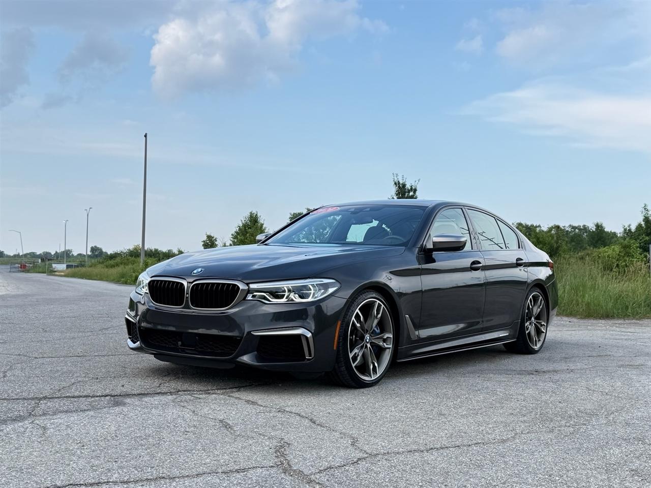 BMW 5 Series M550i xDrive Sedan 2020
