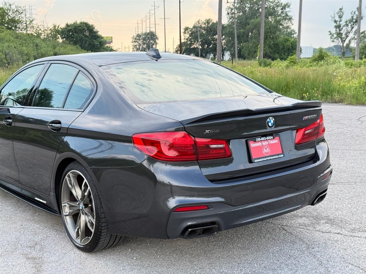 BMW 5 Series M550i xDrive Sedan 2020