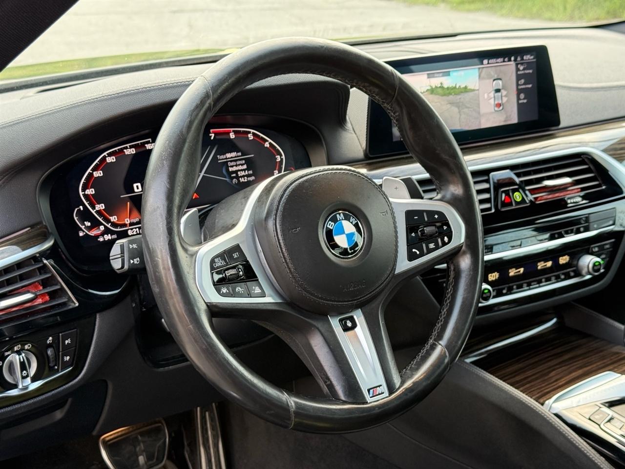 BMW 5 Series M550i xDrive Sedan 2020