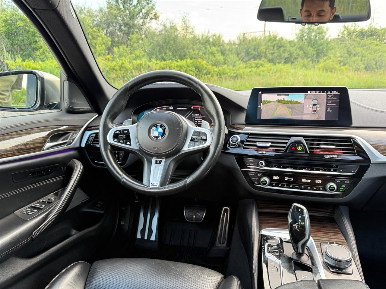 BMW 5 Series M550i xDrive Sedan 2020