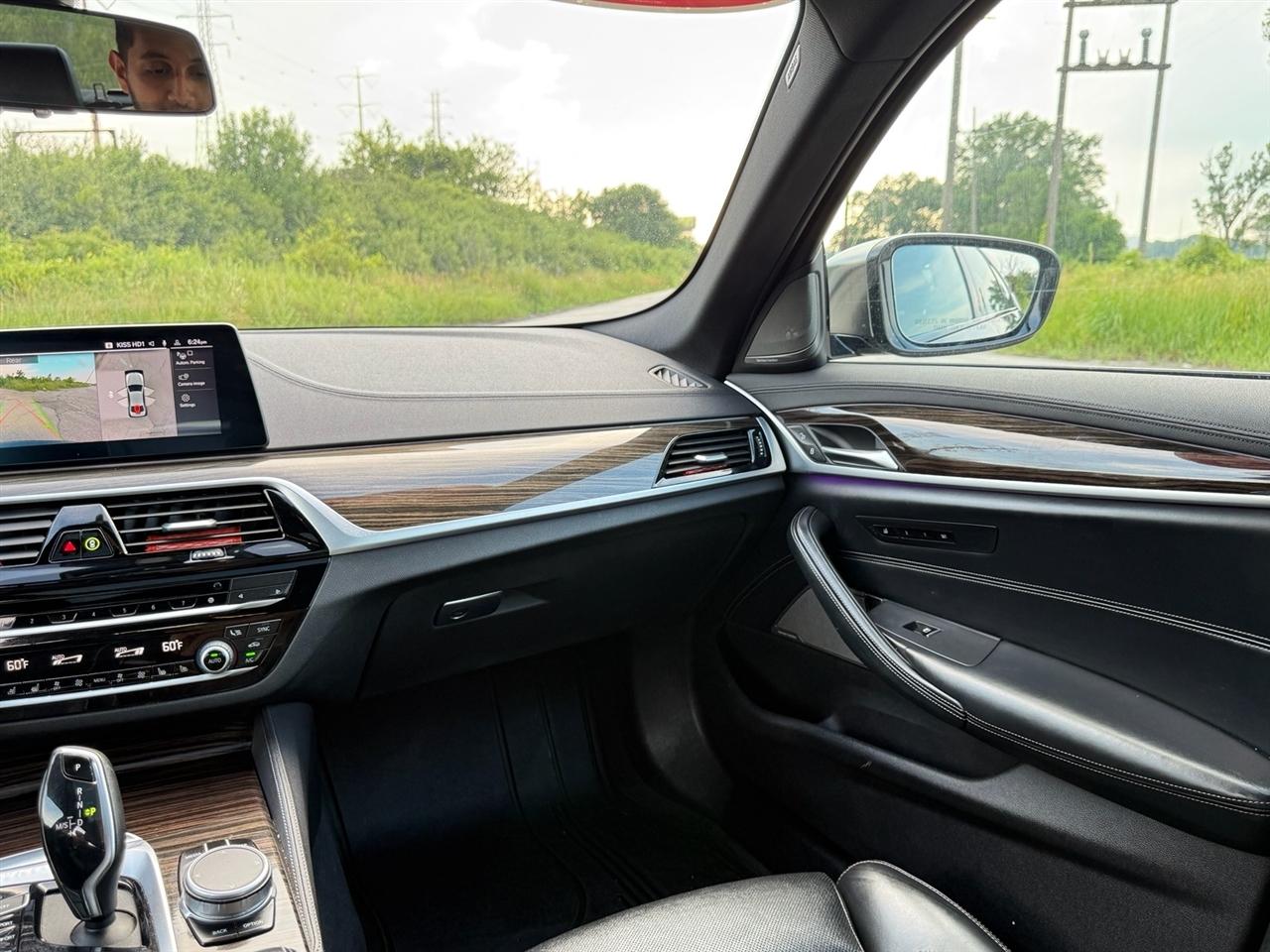BMW 5 Series M550i xDrive Sedan 2020