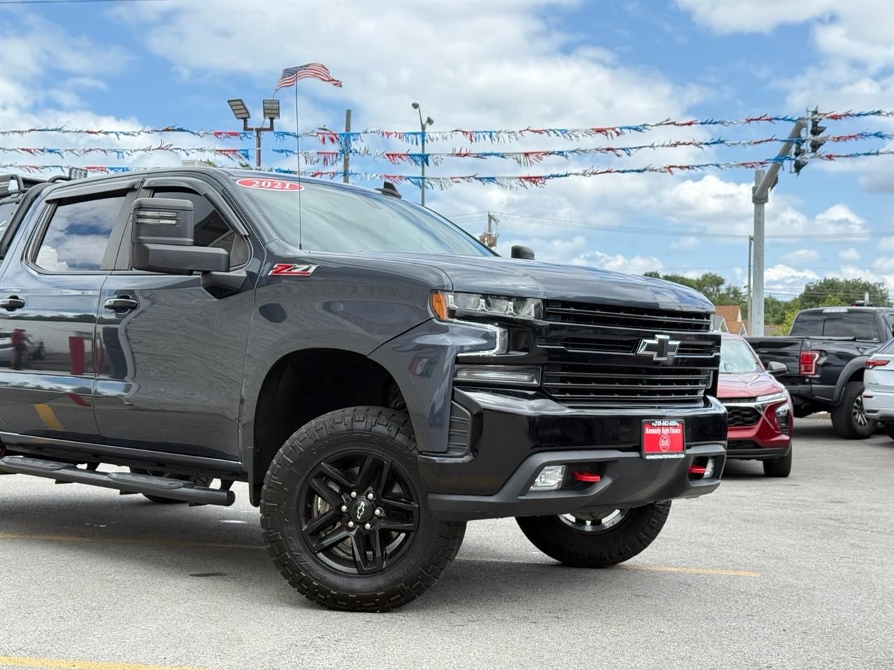 Chevrolet Silverado 1500 4WD Crew Cab 147" LT Trail Boss 2021