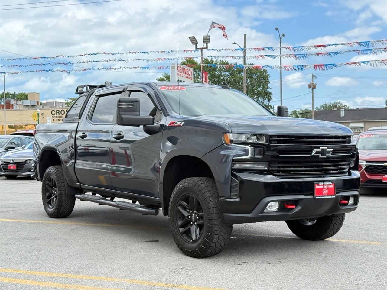 Chevrolet Silverado 1500 4WD Crew Cab 147" LT Trail Boss 2021