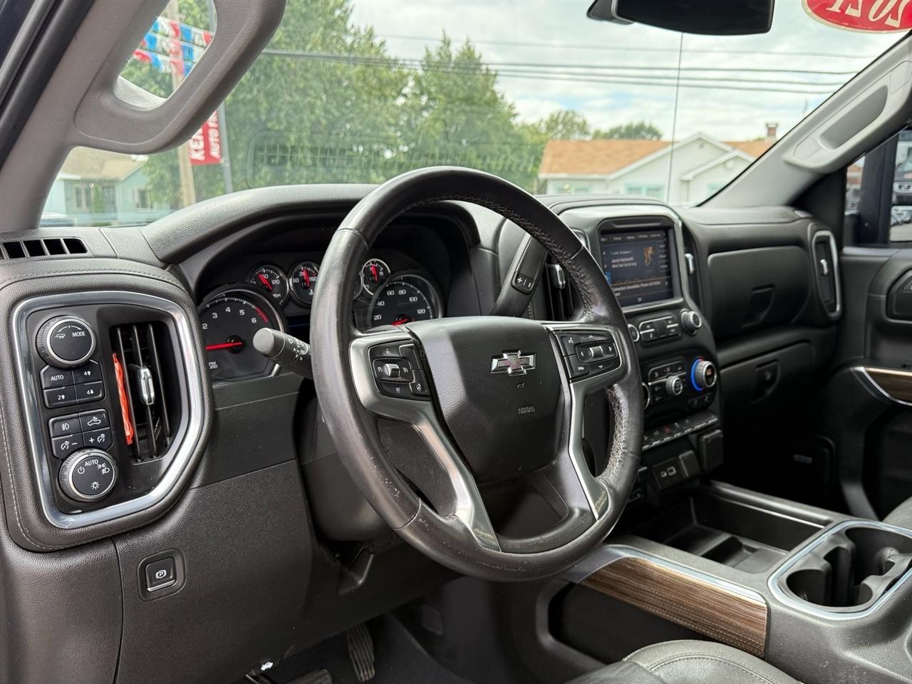 Chevrolet Silverado 1500 4WD Crew Cab 147" LT Trail Boss 2021