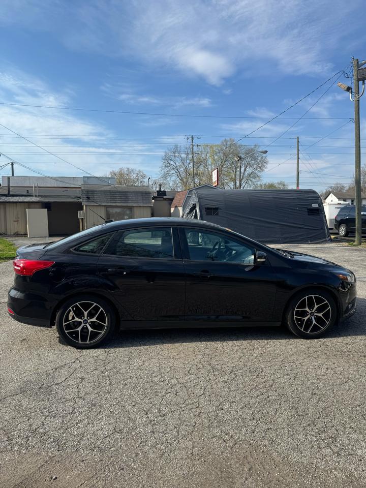Ford Focus SEL Sedan 2017