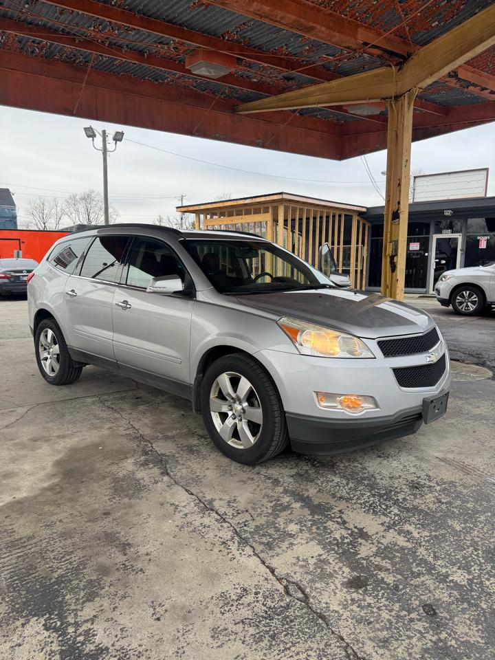 Chevrolet Traverse LT FWD 2012
