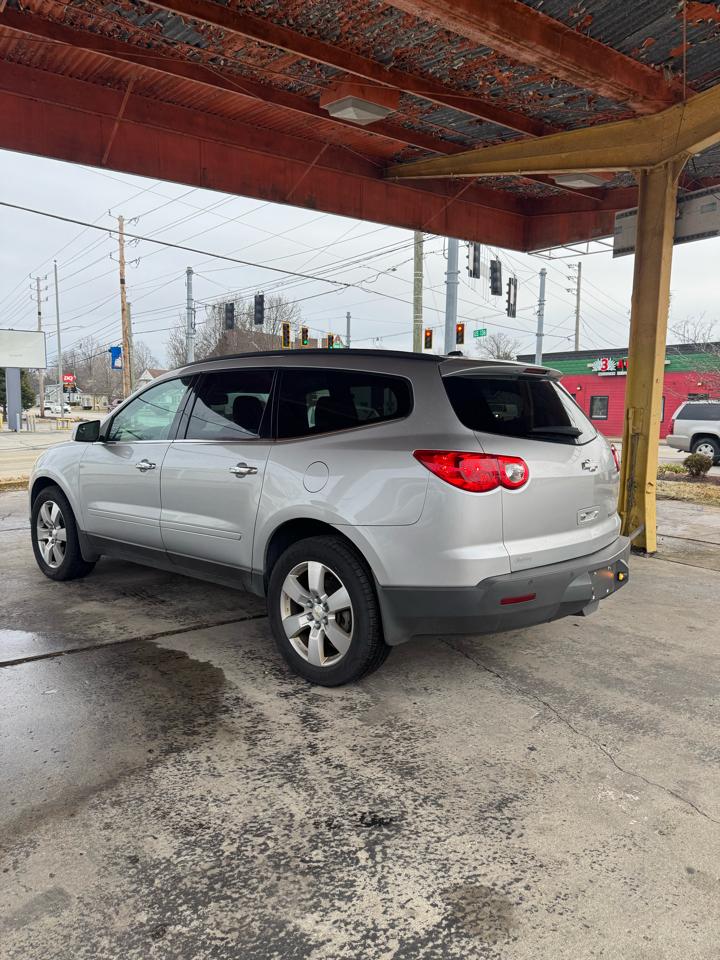 Chevrolet Traverse LT FWD 2012