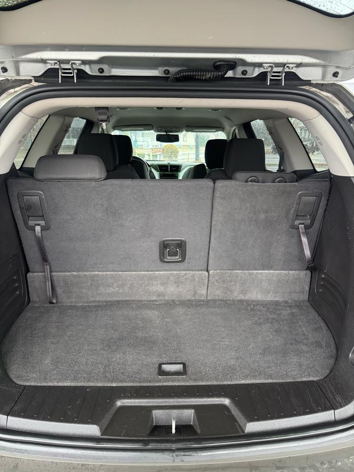 Chevrolet Traverse LT FWD 2012