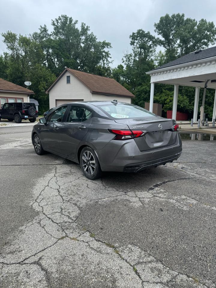 Nissan Versa SV 2020