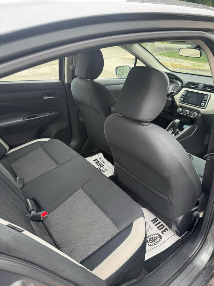 Nissan Versa SV 2020