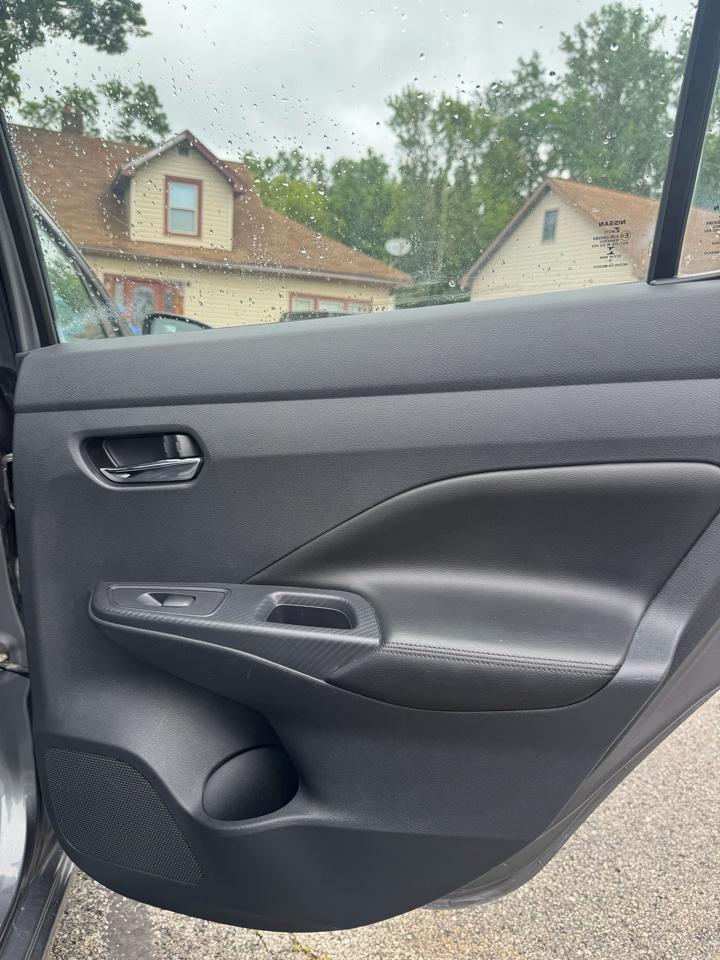 Nissan Versa SV 2020
