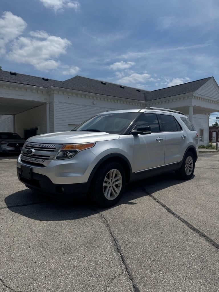 Ford Explorer XLT 4WD 2013