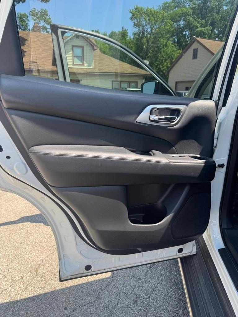 Nissan Pathfinder S 4WD 2018