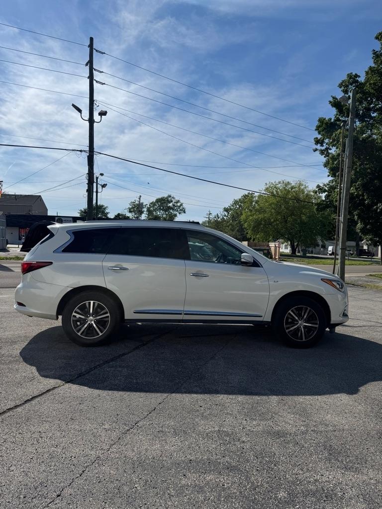 Infiniti QX60 Base AWD 2016